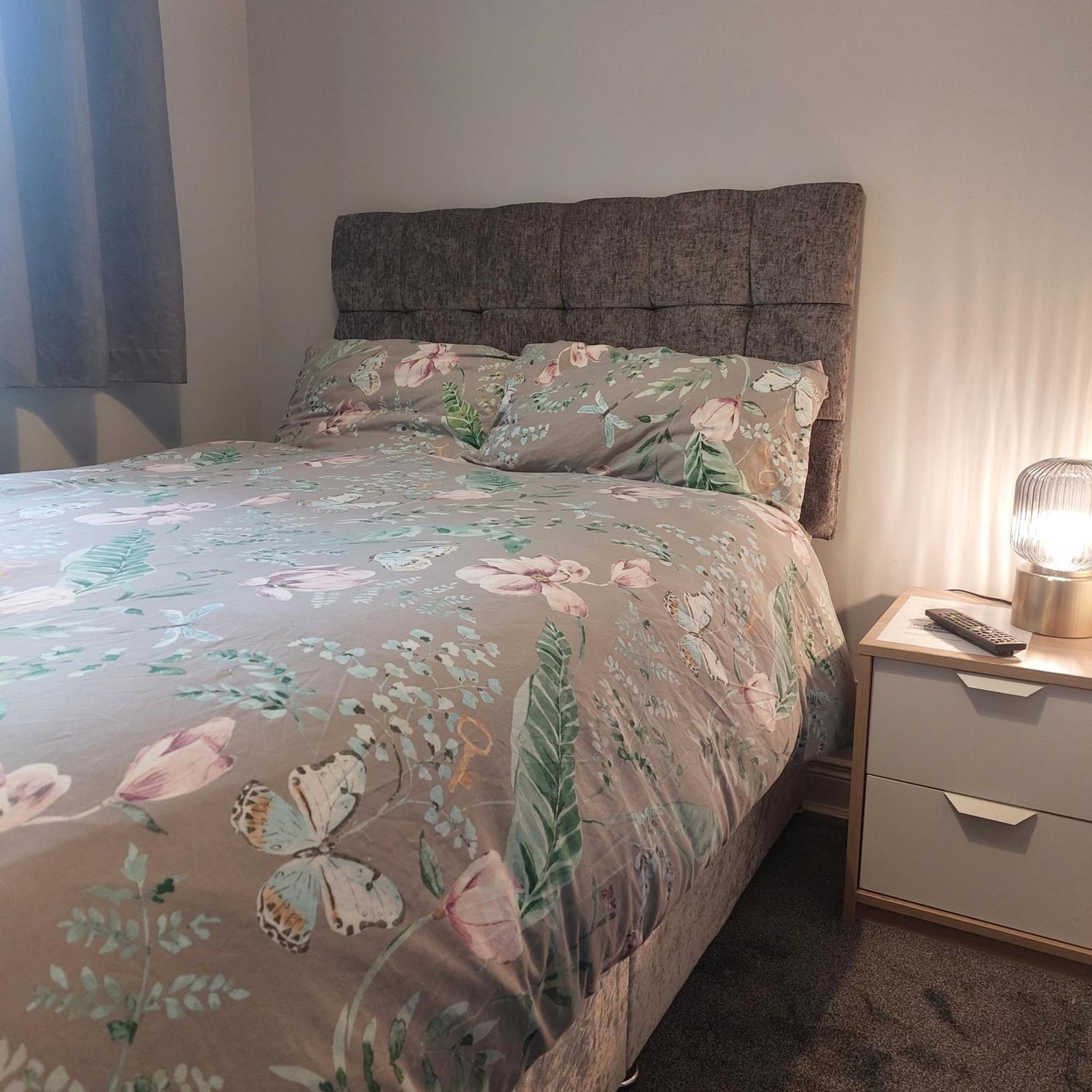 Lawnbrook Town House Hotel Белфаст Екстериор снимка
