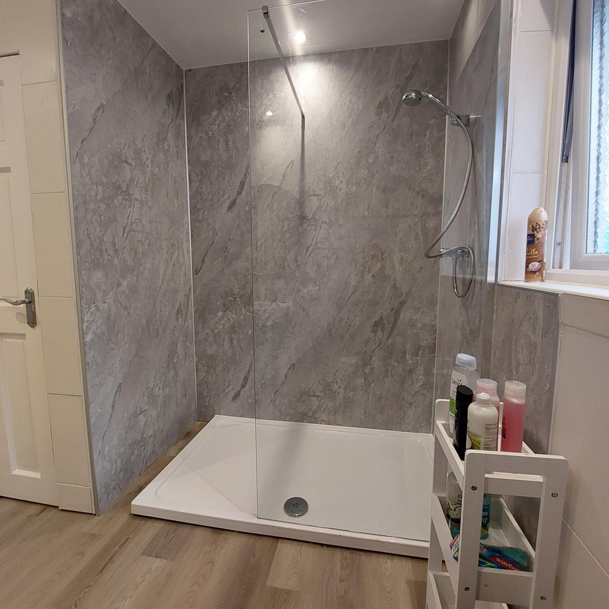 Lawnbrook Town House Hotel Белфаст Екстериор снимка